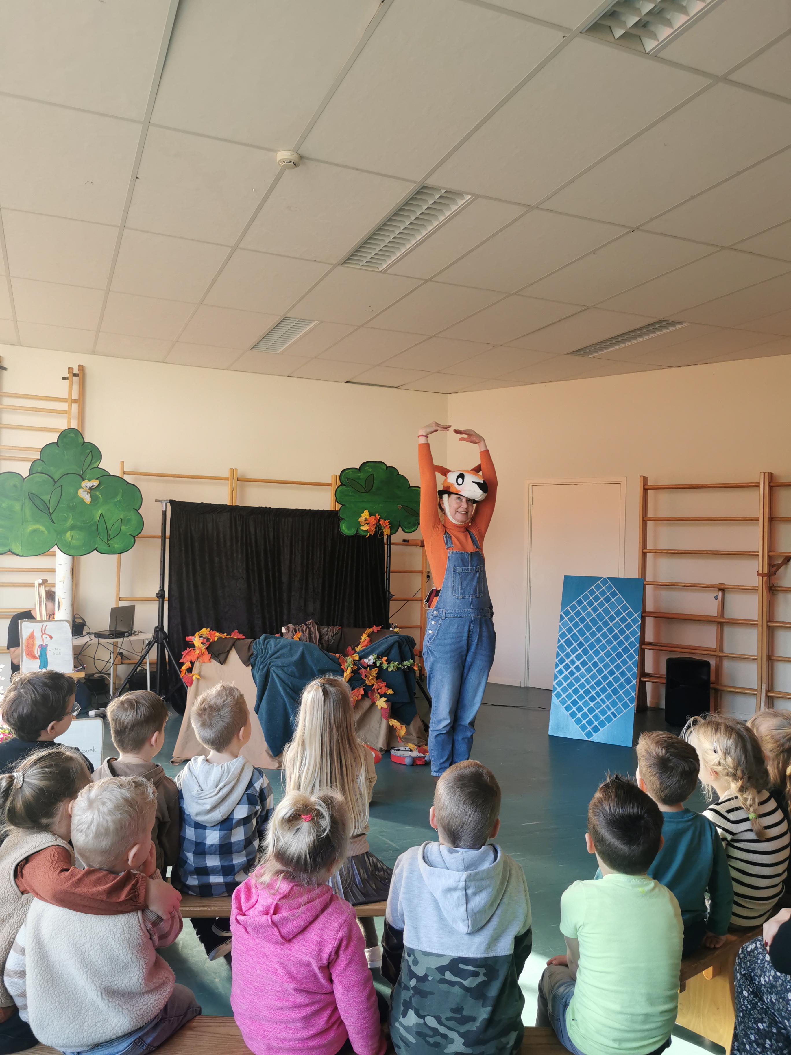 Van prentenboek naar podium: kindervoorstelling in première in Dirkshorn